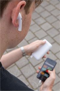 AURICOLARI CON POWERBANK
